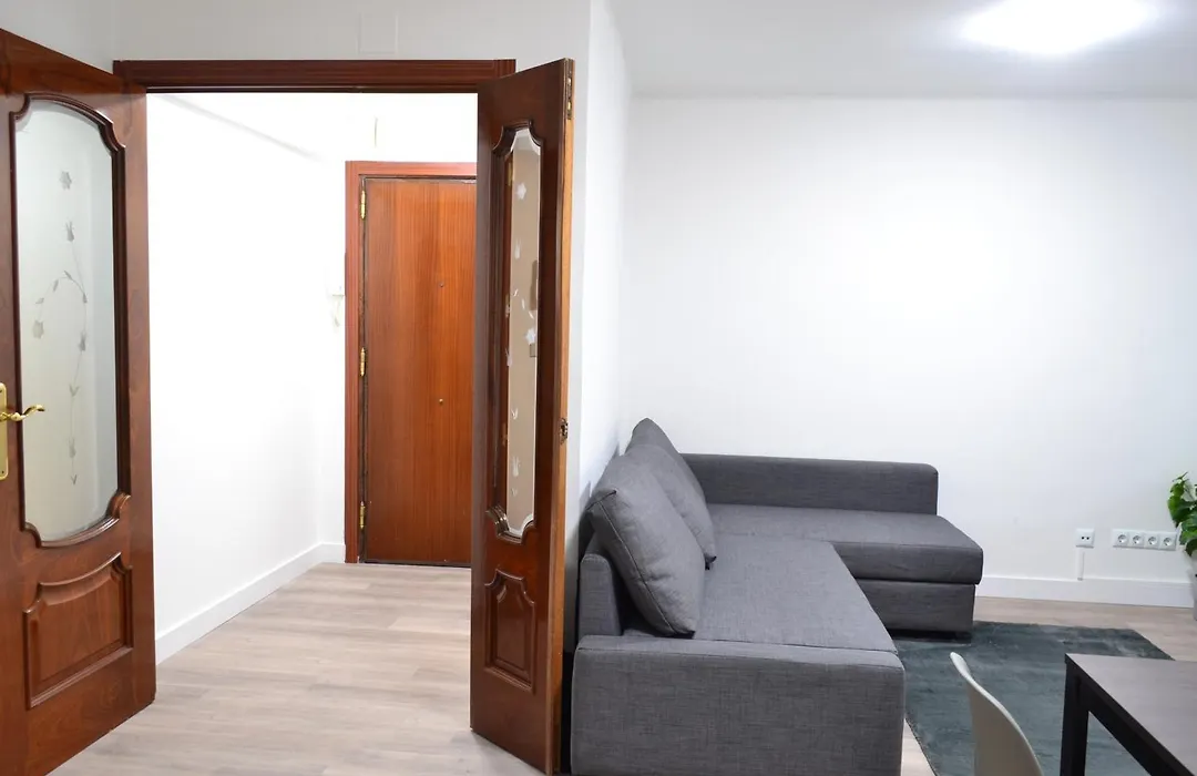 Bonito Apartamento Caja Mágica-1