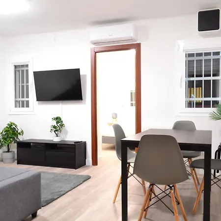 Bonito Apartamento Caja Mágica-2